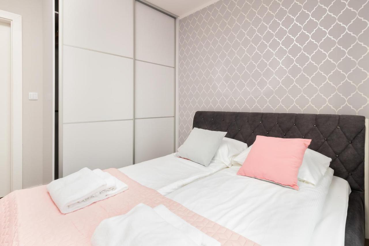 Leilighet Two-bedroom Old Town Walowa By Renters Gdańsk