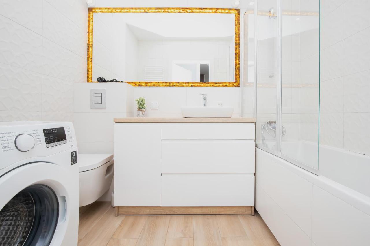 Two-bedroom Old Town Walowa By Renters * Gdańsk